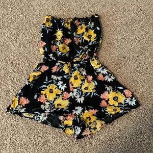 Floral scrunch romper